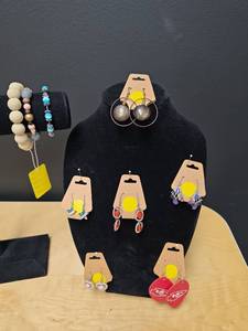lot 240 image: Jewelry Collection Set with Beaded Bracelets and several pairs of Earrings