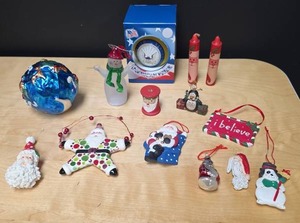 lot 464 image: Christmas Ornament Decoration Collection, candle holder and two candles