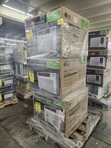 lot 53506 image: LG 18,000 BTU Room Air Conditioner - Lot of 3