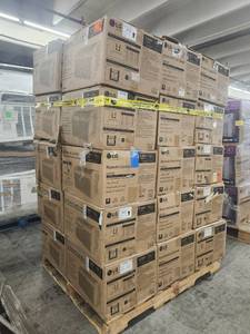 lot 53510 image: LG 5000 BTU Window Air Conditioner - Lot of 32