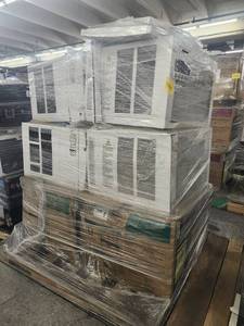 lot 53526 image: LG Window Air Conditioner Unit with Remote - Lot of 6