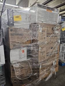 lot 53613 image: LG - 530 Sq. Ft. 11,800 BTU In Wall Air Conditioner with Remote - White- BULK Lot