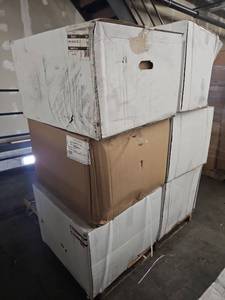lot 53616 image: Sharp Countertop Microwave Oven 1000W Touch Control- Refurbished BULK Lot