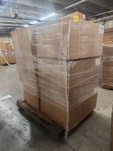 lot 53640 image: Pallet of Through-the-Wall Air Conditioners Mixed Brands - Refurbished
