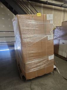 lot 53641 image: Mixed Appliance Lot - Multi-Function Air Fryer and Air Conditioner - Refurbished