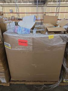 lot 53688 image: Mixed Pallet Of Kitchen Wear, and More