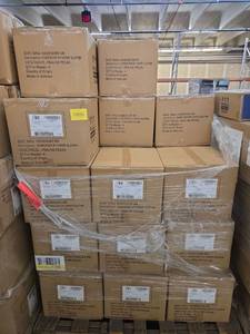 lot 53692 image: Pallet of HomeWorx by Harry Slatkin Praline Pecan 4-Wick Scented Candles