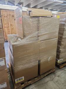 lot 53742 image: Pallet of Limitless DeskPad Pro Wireless Charging Surface Mat