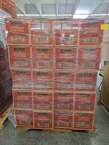 lot 53779 image: Pallet of Brawny Paper Towels