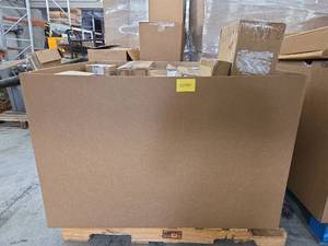 lot 53780 image: Mixed Retail Return Merchandise Pallet