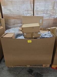 lot 53783 image: Pallet of Mixed Cookware, Kitchen Items, and More