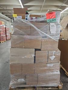 lot 53798 image: Mixed Liquidation Pallet of Food and Beverage Items