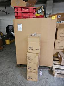 lot 53886 image: Warehouse Liquidation Lot Mixed Office and Storage Supplies