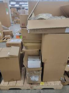 lot 53733 image: Mixed Wholesale Lot Medical Equipment and Home Garden Items