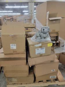 lot 53756 image: Mixed Pallet of Home Garden and Electronic Items