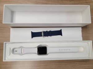 lot 144940 image: Apple Watch Series 3 (GPS  Cellular) 42mm Space Gray Aluminum Case with&nbsp Sport Band- cracked screen&nbsp