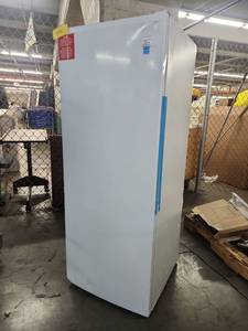 lot 70010 image: Kenmore Convertible Upright Freezer 7.0 Cu Ft White