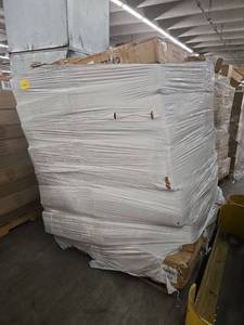 lot 53832 image: OIOEZ Luxury Car Seat Covers Bulk Lot