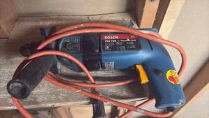 Bosch 1198 VSR 3/8 Inch Hammer Drill - Retail: $45