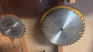 lot 51818 image: Circular Saw Blades Set for Woodworking - Retail $25