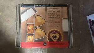 lot 51830 image: Ingredient One Adjustable Baking Rack Set - Retail $15