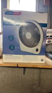 lot 51850 image: Climate Keeper 9 Inch Box Fan with 3-Speed Control - Retail $15