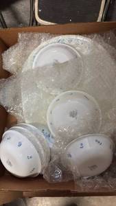 lot 51851 image: Corelle Blue Floral Dinnerware Set - Retail $25