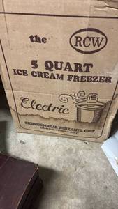 lot 51858 image: RCW Sterling Electric Ice Cream Freezer 5 Quart - Retail $75