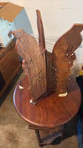 lot 51882 image: Rustic wood dcor piece - Retail $25