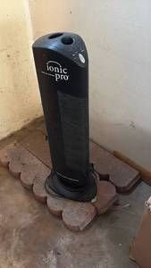 lot 51887 image: Ionic Pro Tower Air Purifier with Ionic Technology - Retail $40