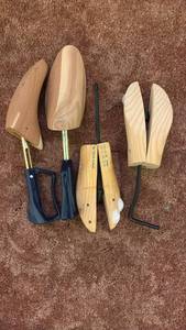 lot 51972 image: Shoe Cobbler Tool Set with Wooden Handles - Retail $25