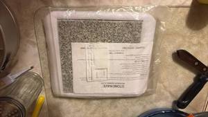 lot 52010 image: Stonewave Microwave Warming Plate - Retail $15