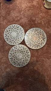 lot 52028 image: Silver colored  Coasters Set of 3 - Retail $15