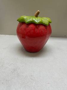 lot 613 image: Strawberry Shaped Ceramic Container with Lid