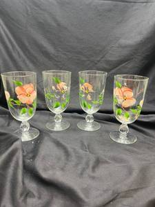 lot 657 image: Hand Painted Floral Glass Stemware Set of 4