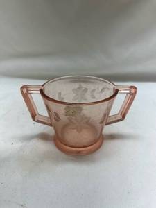 lot 676 image: Pink Depression Glass Double Handle Sugar Bowl