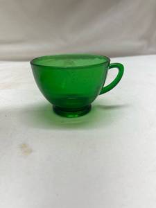 lot 678 image: Green Glass Tea Cup with Handle