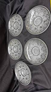 lot 629 image: 5 Clear Pressed Glass Dessert Plates Set
