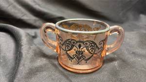 lot 633 image: Depression Era Pink Glass Sugar Bowl with Etched Design