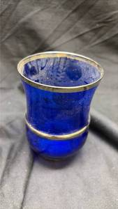 lot 684 image: Small Blue Glass Vase with Gold Trim