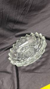lot 700 image: Pressed Glass Footed Bowl with Scalloped Edge - Neodymium Glow
