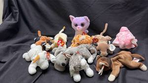lot 705 image: Ty Beanie Baby Collection with Tags