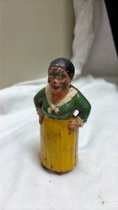 lot 737 image: Cast Iron Mammy Bank
