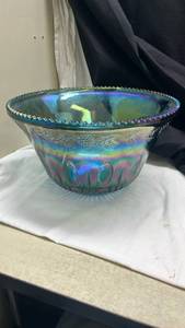 lot 742 image: Carnival Glass Bowl with Grape Pattern