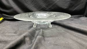 lot 746 image: Crystal Glass Footed Serving Bowl with Floral Pattern