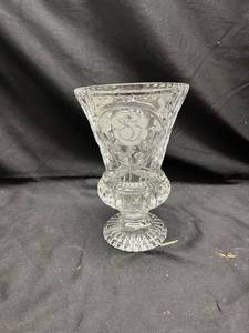 lot 778 image: Cut Crystal Vase with Floral Pattern