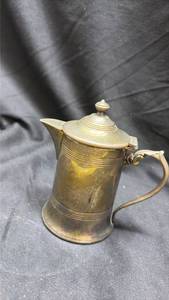 lot 792 image: Silver Plated Coffee Pot with Hinged Lid From the Wallace Silver Co