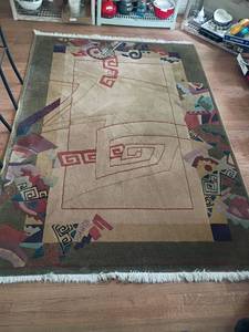 lot 904 image: Persiana Area Rug.  8ft. X 5ft. 5in.