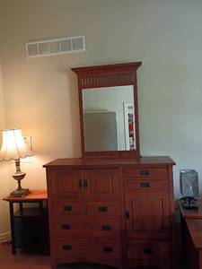 lot 922 image: Chest of Drawers with Mirror.  6 Drawers and 2 Cubby Areas.  89 x 55 x 19.   Matches lots 921 and 923