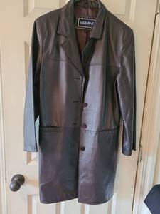 lot 1011 image: Saguaro Leather Coat, size L